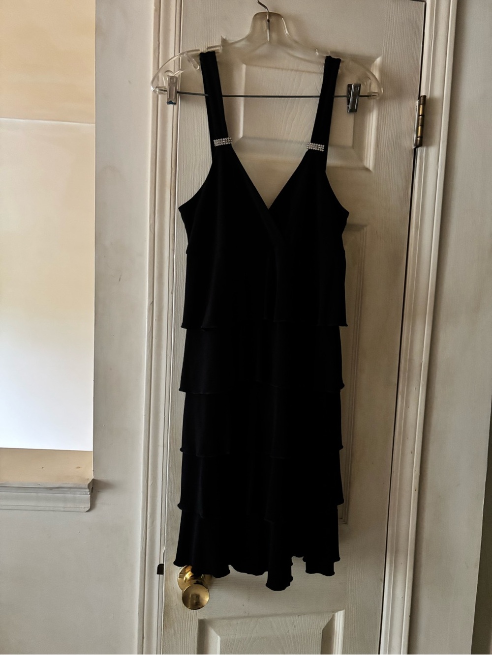 Elegant Black Tiered V-Neck Midi Dress with Rhinestone-Trim Straps
